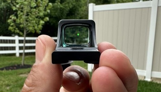 Коллиматорный прицел Holosun SCS PDP GR 2 MOA + 32 MOA на Walther PDP