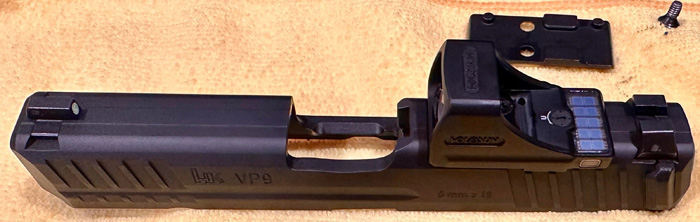 Коллиматорный прицел Holosun SCS VP9 GR 2 MOA + 32 MOA на H&K VP9